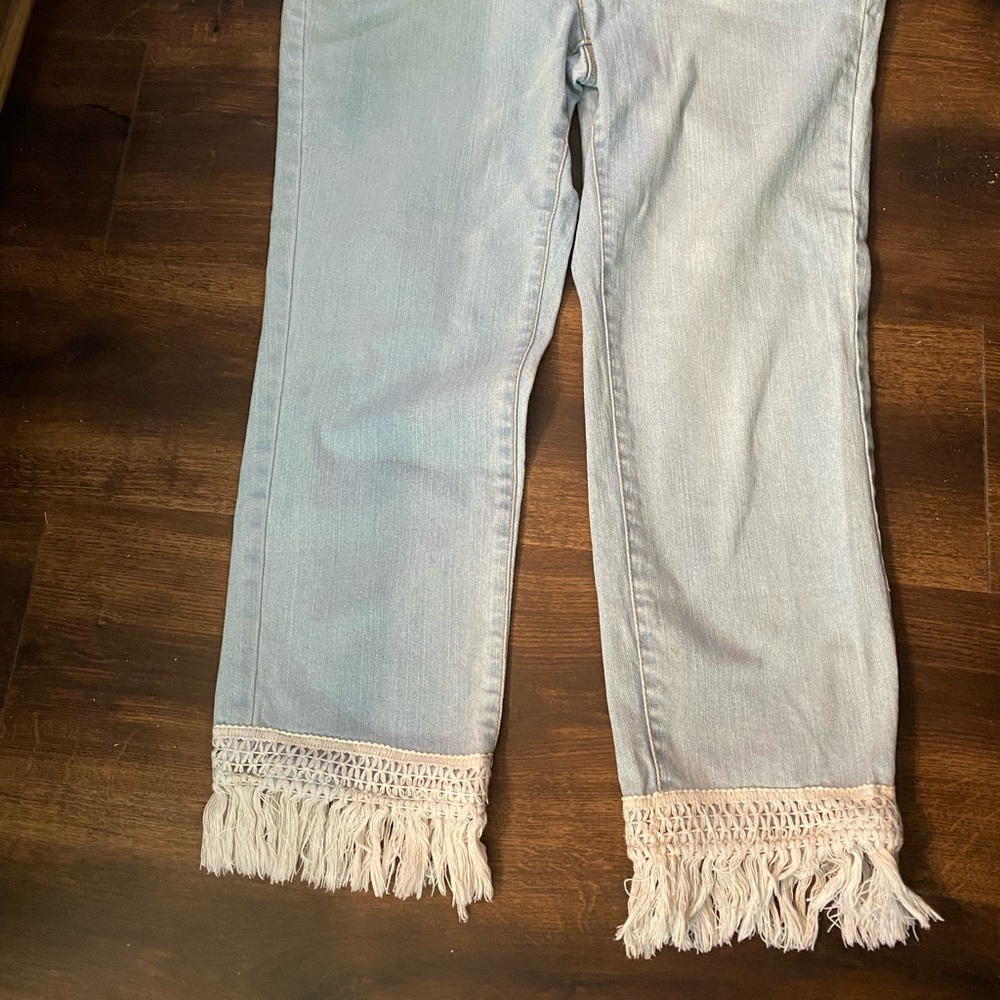 Du Jour Boho Crop Fringe Jeans Classic Crochet Cuff Tassel Hem Cropped Jean